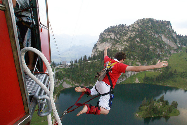 Bungee jumper